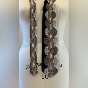 Vintage Colombo made in Italy black/gray/gold geometric pattern 4”wide necktie